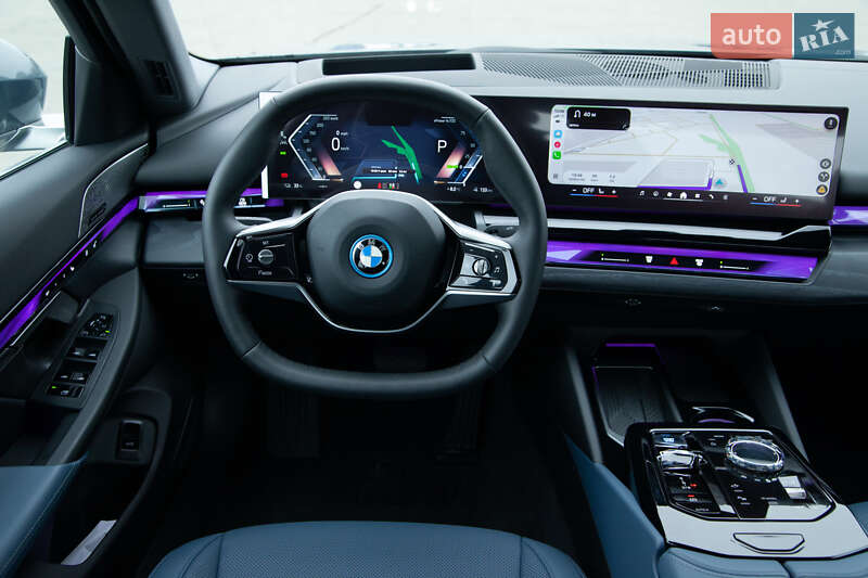 Седан BMW i5 2024 в Киеве