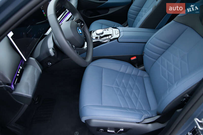 Седан BMW i5 2024 в Киеве