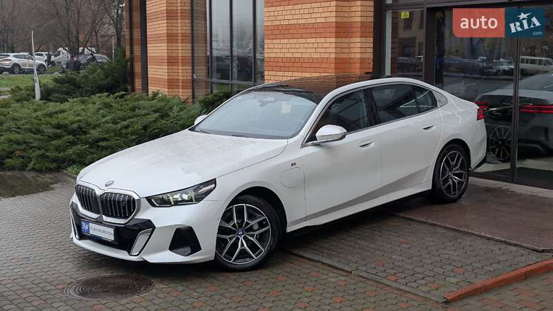 Седан BMW i5 2024 в Киеве фото 6 Седан BMW i5 2024 в Киеве