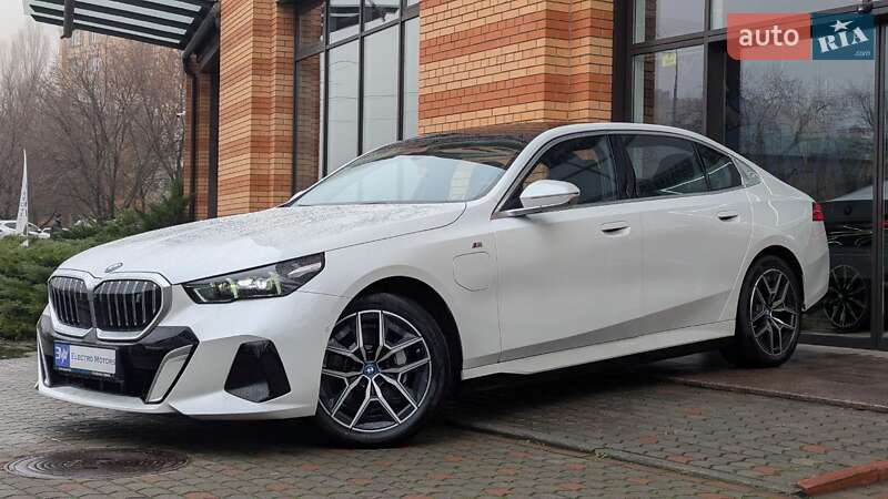 Седан BMW i5 2024 в Киеве фото 8 Седан BMW i5 2024 в Киеве