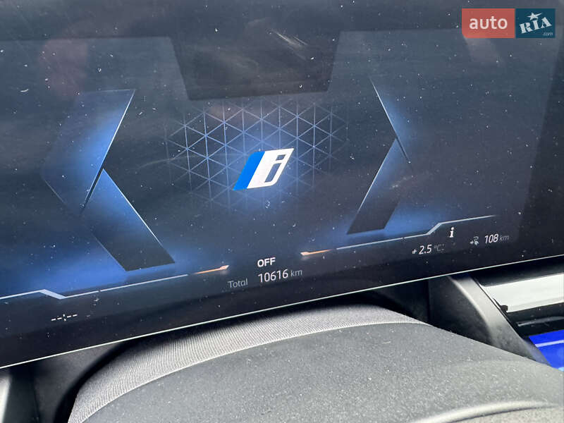 Седан BMW i5 2023 в Львове