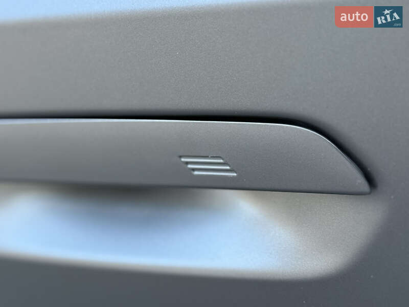 Седан BMW i5 2023 в Киеве