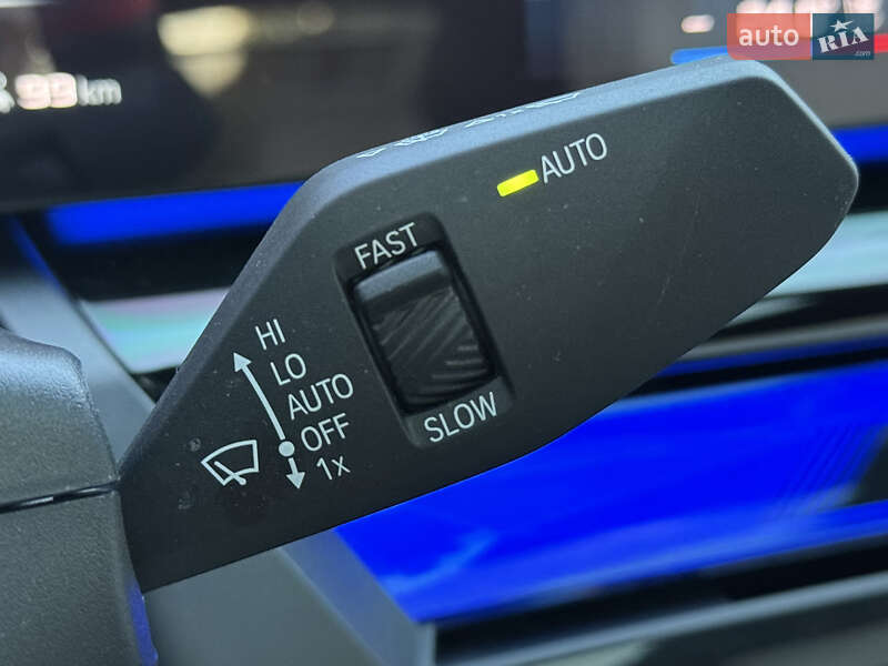 Седан BMW i5 2023 в Киеве