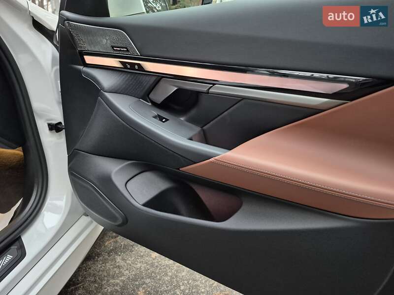 Седан BMW i5 2024 в Шевченково