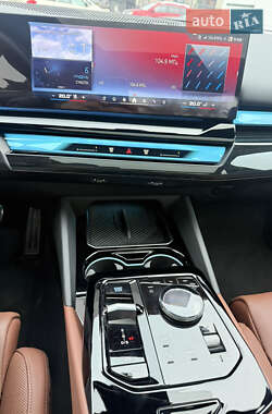 Седан BMW i5 2024 в Тернополі
