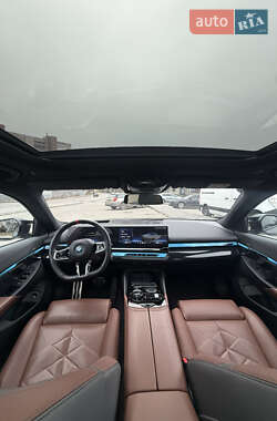 Седан BMW i5 2024 в Тернополі