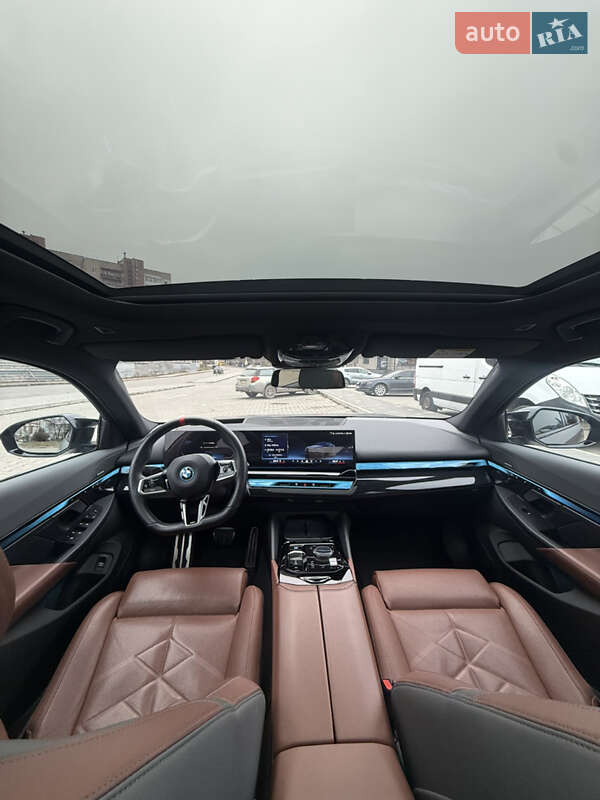 Седан BMW i5 2024 в Тернополі