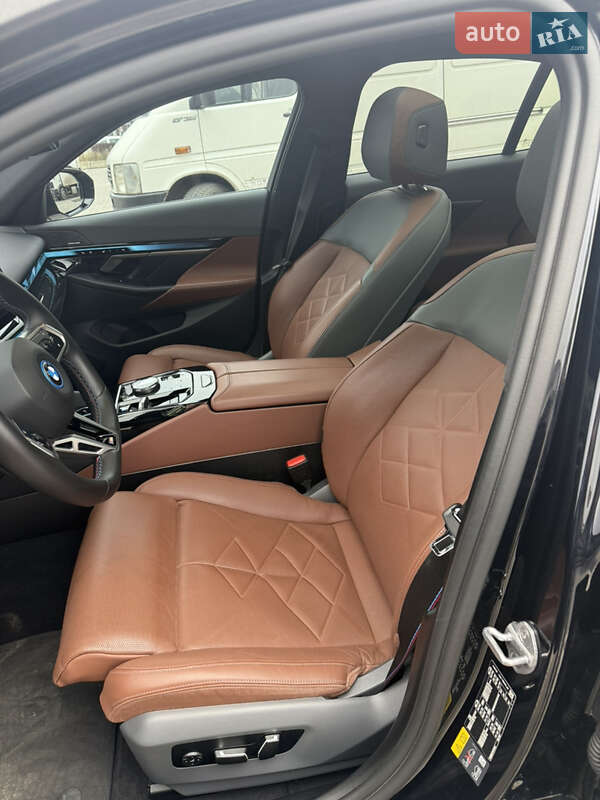 Седан BMW i5 2024 в Тернополі
