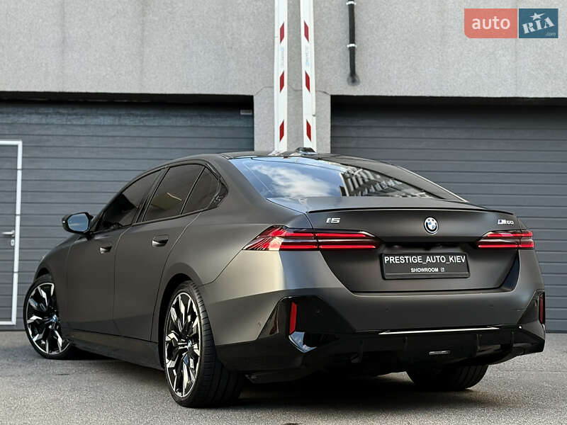 Седан BMW i5 2023 в Києві