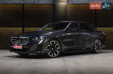 Седан BMW i5 2023 в Луцке