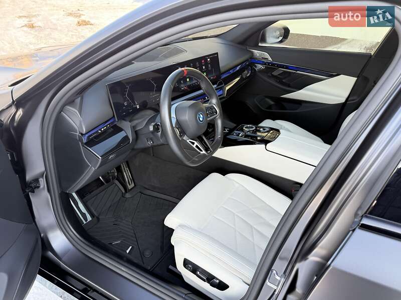 Седан BMW i5 2023 в Виннице фото 38 Седан BMW i5 2023 в Виннице