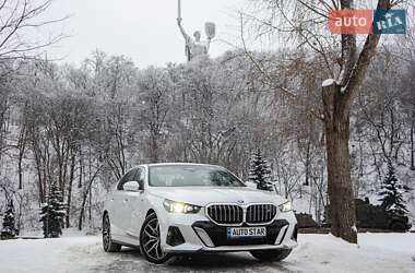 Седан BMW i5 2024 в Киеве