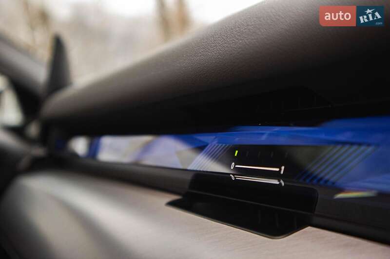 Седан BMW i5 2024 в Киеве