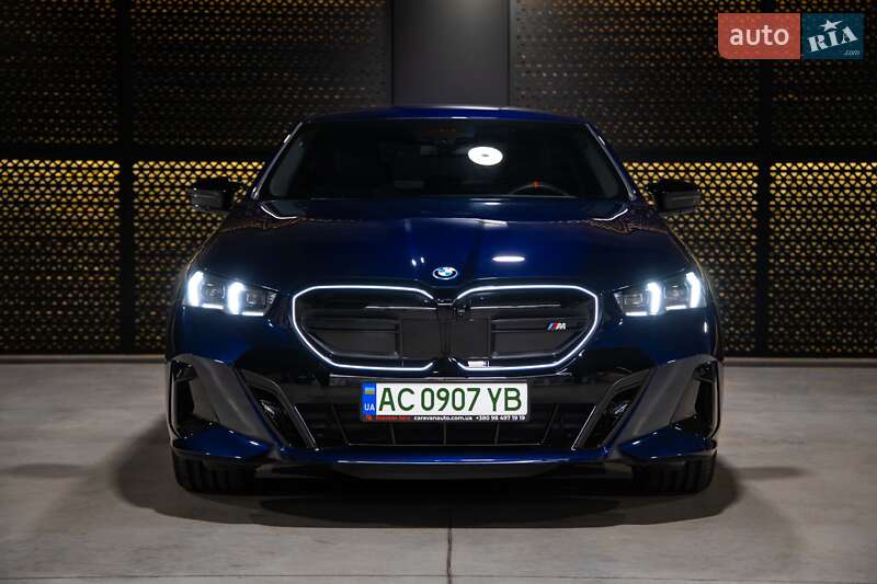 Седан BMW i5 2023 в Луцке