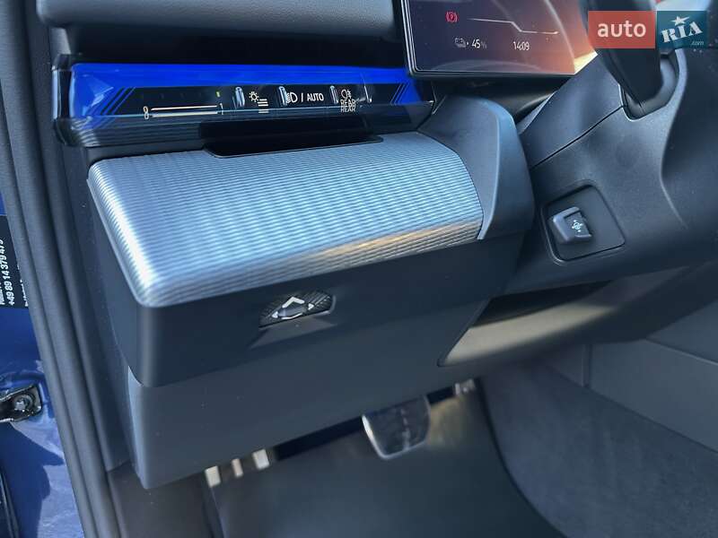 Седан BMW i5 2024 в Києві