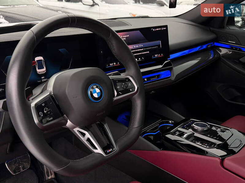 Седан BMW i5 2024 в Харькове