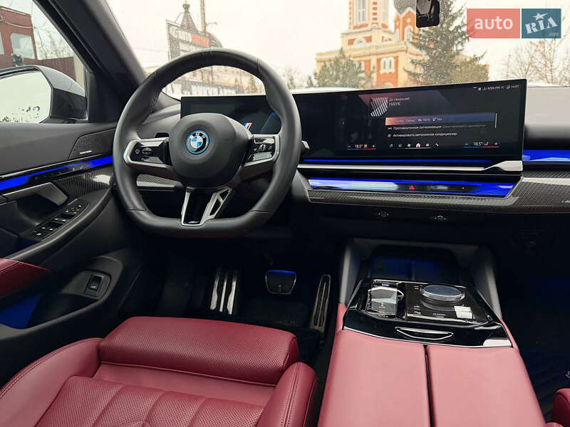 Седан BMW i5 2024 в Харькове