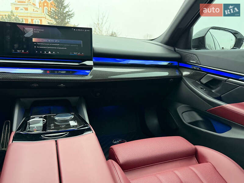 Седан BMW i5 2024 в Харькове