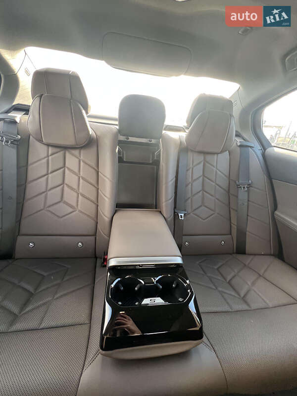 Седан BMW i5 2024 в Мукачево фото 12 Седан BMW i5 2024 в Мукачево