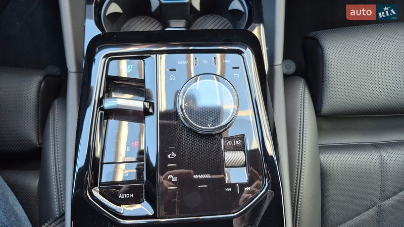 Седан BMW i5 2023 в Хмельницком