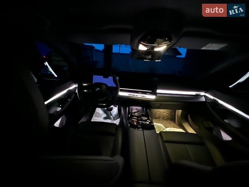 Седан BMW i5 2024 в Рівному