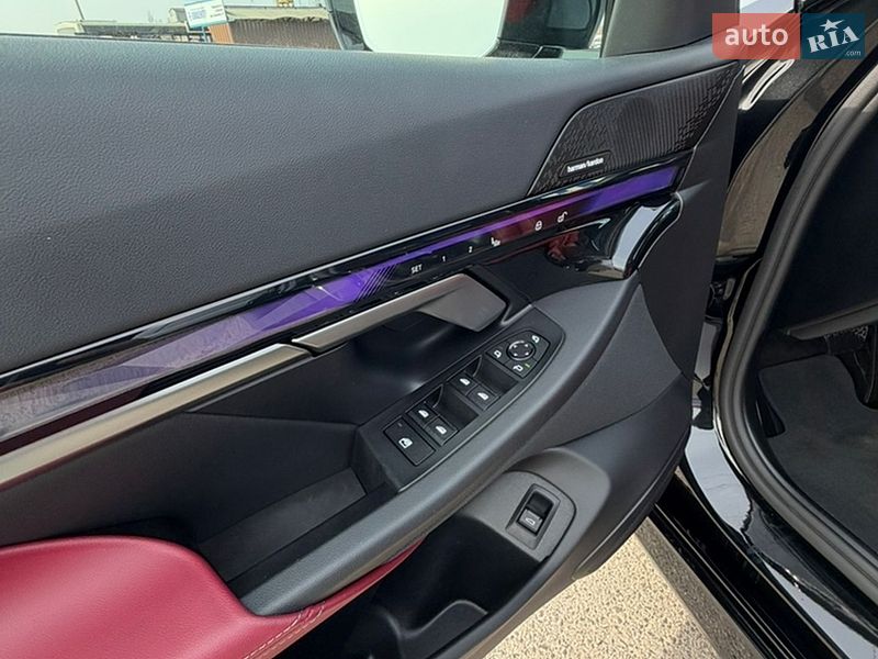 Седан BMW i5 2024 в Луцке