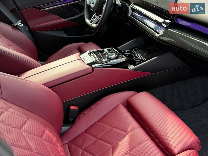 Седан BMW i5 2024 в Луцке