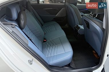 Седан BMW i5 2024 в Киеве