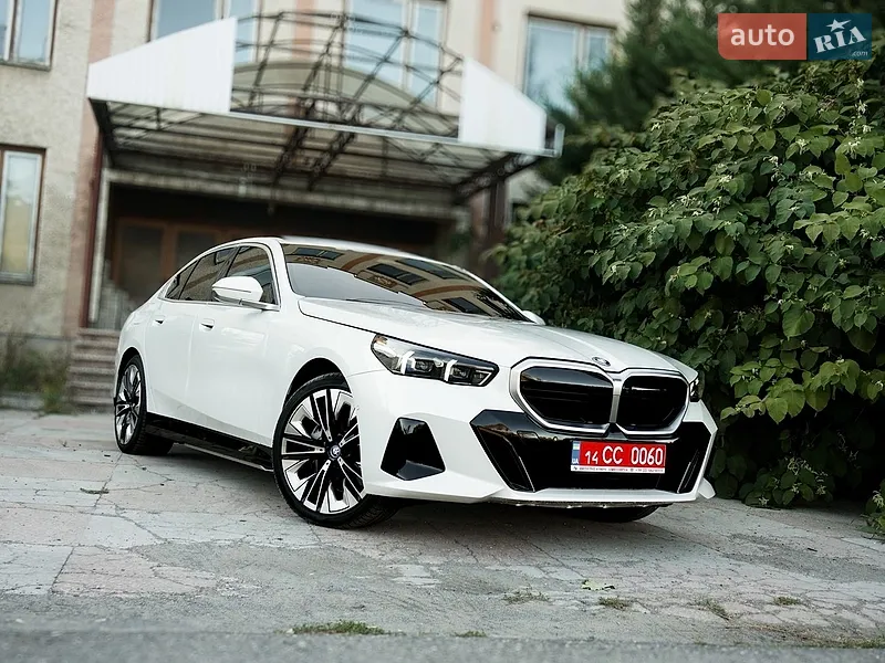 BMW i5