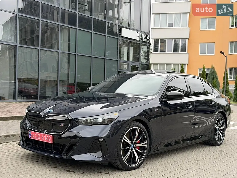 BMW i5