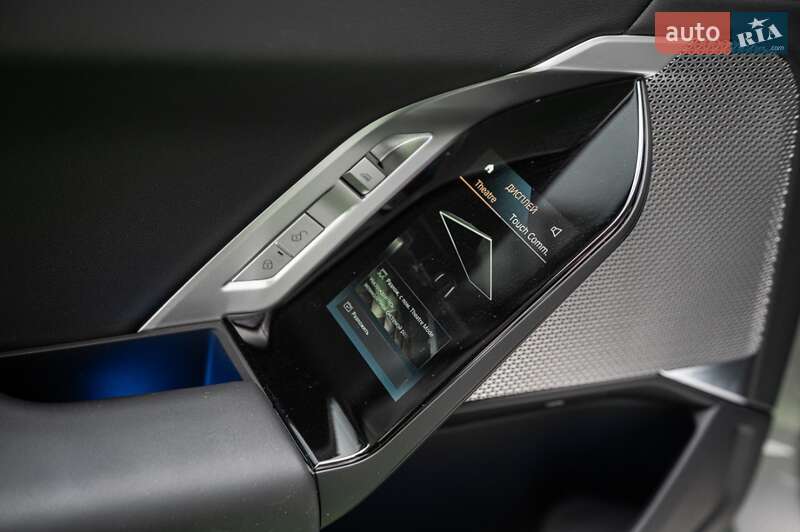 Седан BMW i7 2023 в Одессе