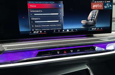 Седан BMW i7 2023 в 