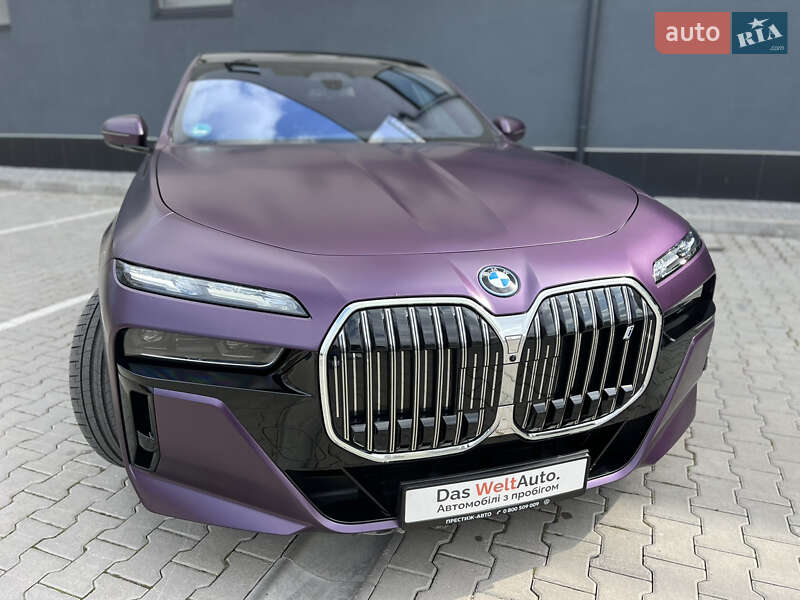 Седан BMW i7 2024 в Хмельницком