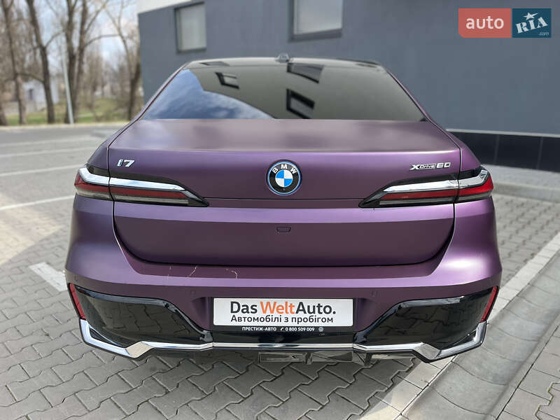 Седан BMW i7 2024 в Хмельницком