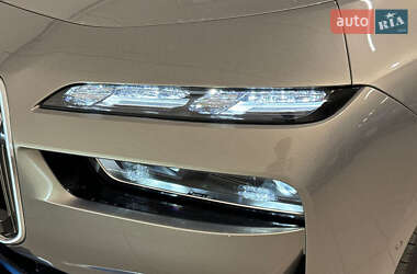 Седан BMW i7 2022 в 