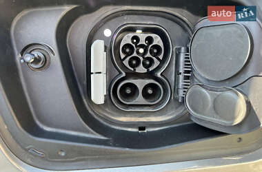 Седан BMW i7 2022 в 