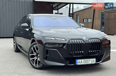 Седан BMW i7 2023 в Києві