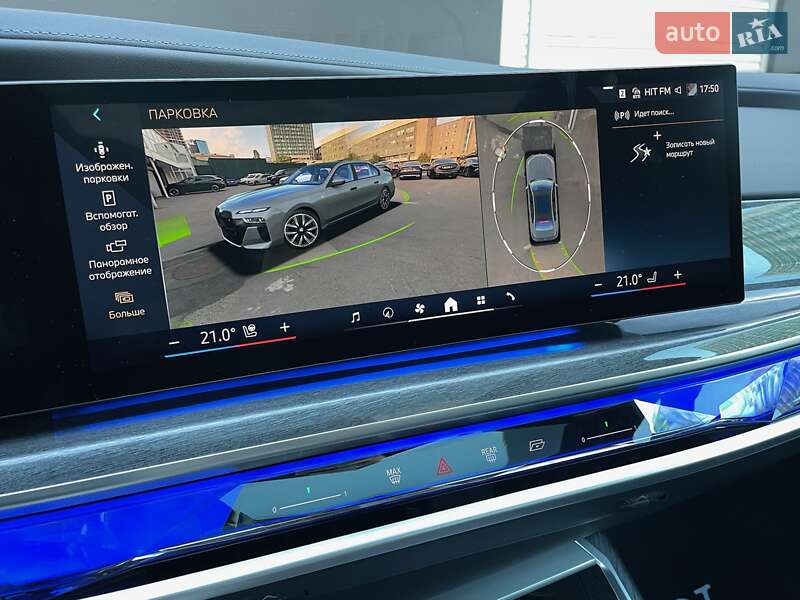 Седан BMW i7 2023 в Киеве