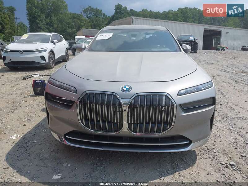 BMW i7 2022