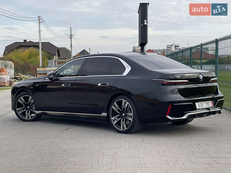 Седан BMW i7 2024 в Ужгороде фото 8 Седан BMW i7 2024 в Ужгороде