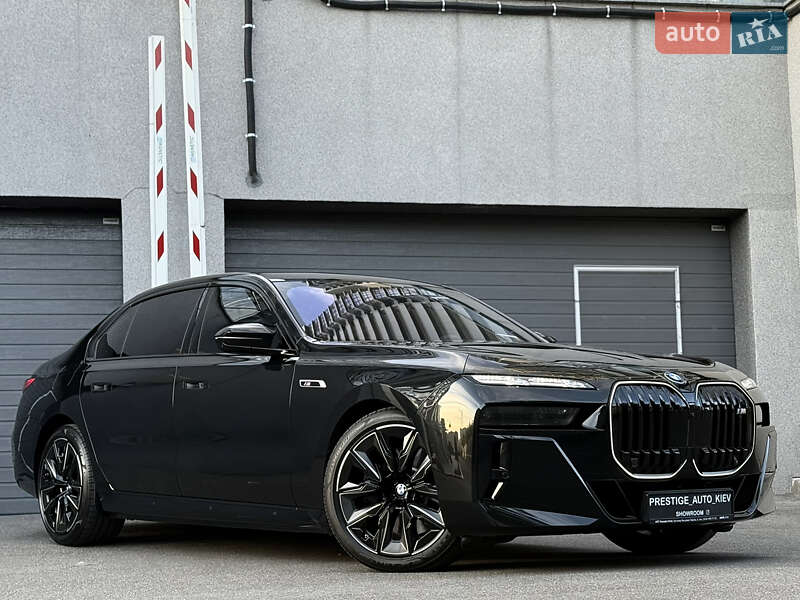 Седан BMW i7 2025 в Киеве фото 4 Седан BMW i7 2025 в Киеве