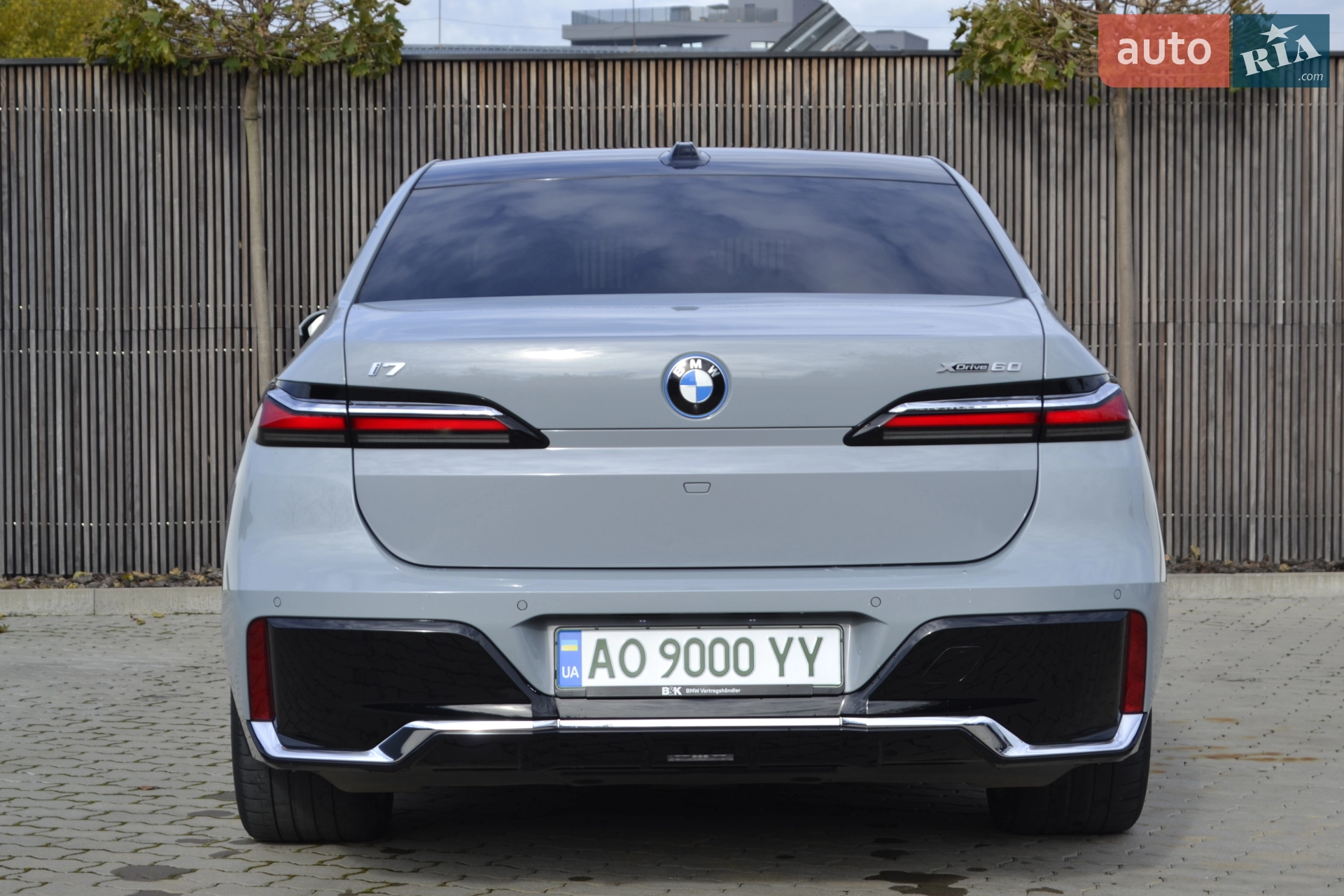 2022 BMW i7 - мініатюра 23