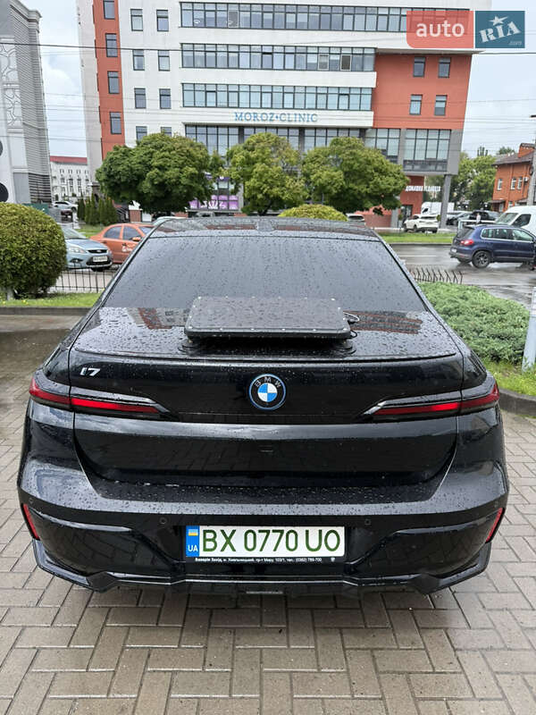 Седан BMW i7 2022 в Хмельницком фото 20 Седан BMW i7 2022 в Хмельницком