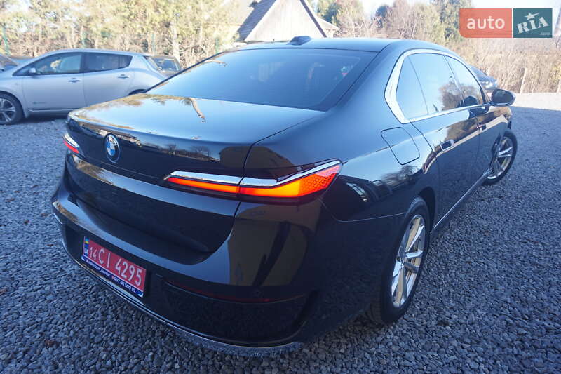 Седан BMW i7 2024 в Самборе фото 17 Седан BMW i7 2024 в Самборе