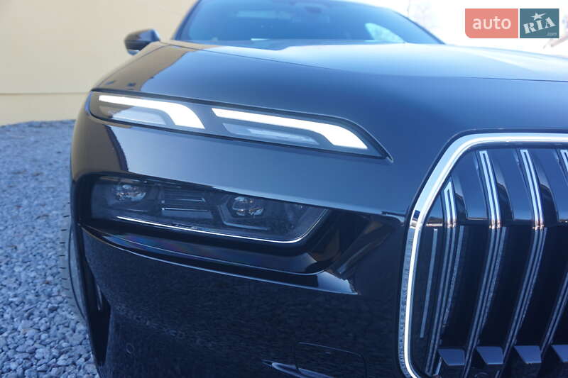Седан BMW i7 2024 в Самборе фото 22 Седан BMW i7 2024 в Самборе