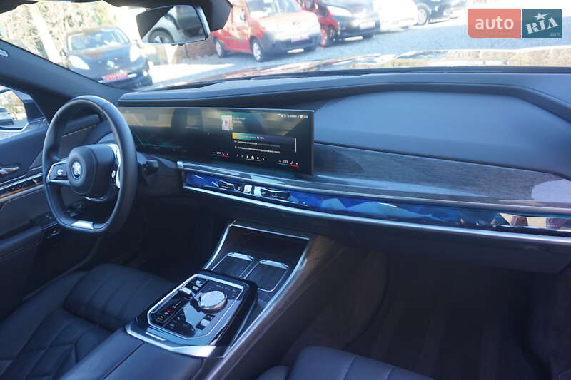 Седан BMW i7 2024 в Самборе фото 46 Седан BMW i7 2024 в Самборе