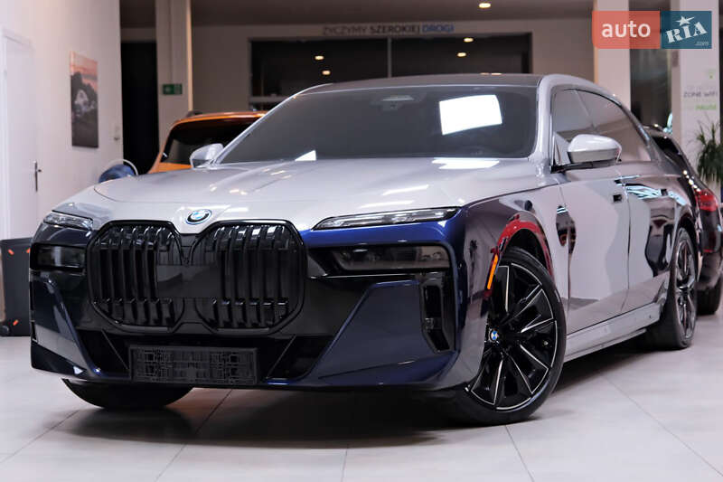 Седан BMW i7 2022 в Львове фото Седан BMW i7 2022 в Львове