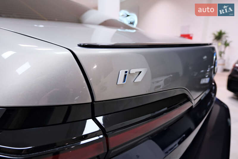 Седан BMW i7 2022 в Львове фото 23 Седан BMW i7 2022 в Львове