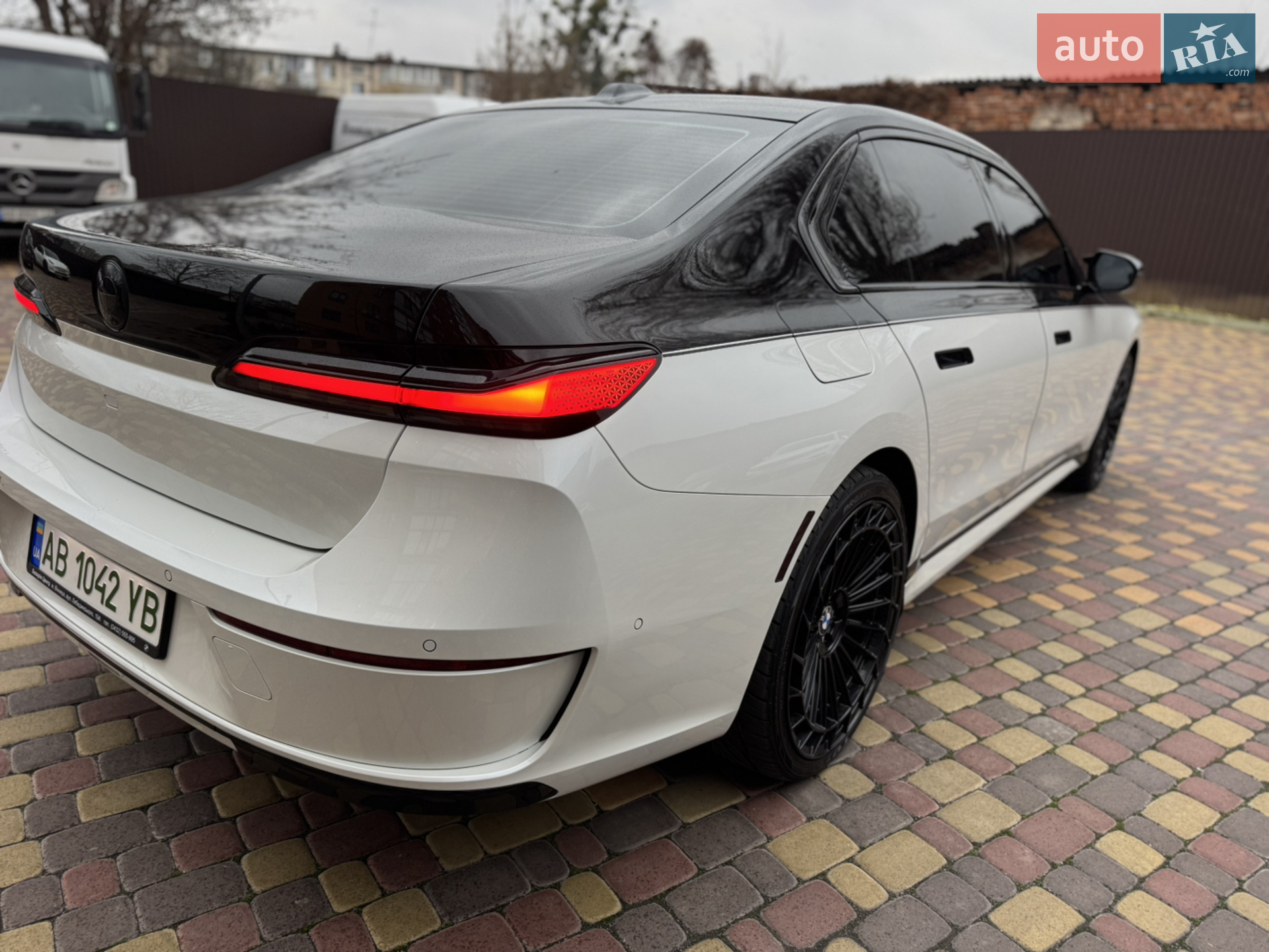 2023 BMW i7 - мініатюра 10
