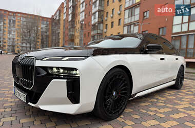 Седан BMW i7 2023 в Вінниці